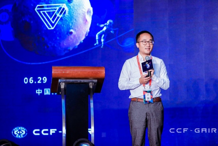 雷锋网| yp街机·电子王孝宇：变革与布局的十字路口，yp街机电子的为与不为